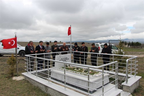 18 Mart Şehitleri Anma Günü ve Çanakkale Zaferi'nin 110. Yıl Dönümü Sebebi İle Kaymakam KAYA'dan Şehit Ailelerine  Ziyaret